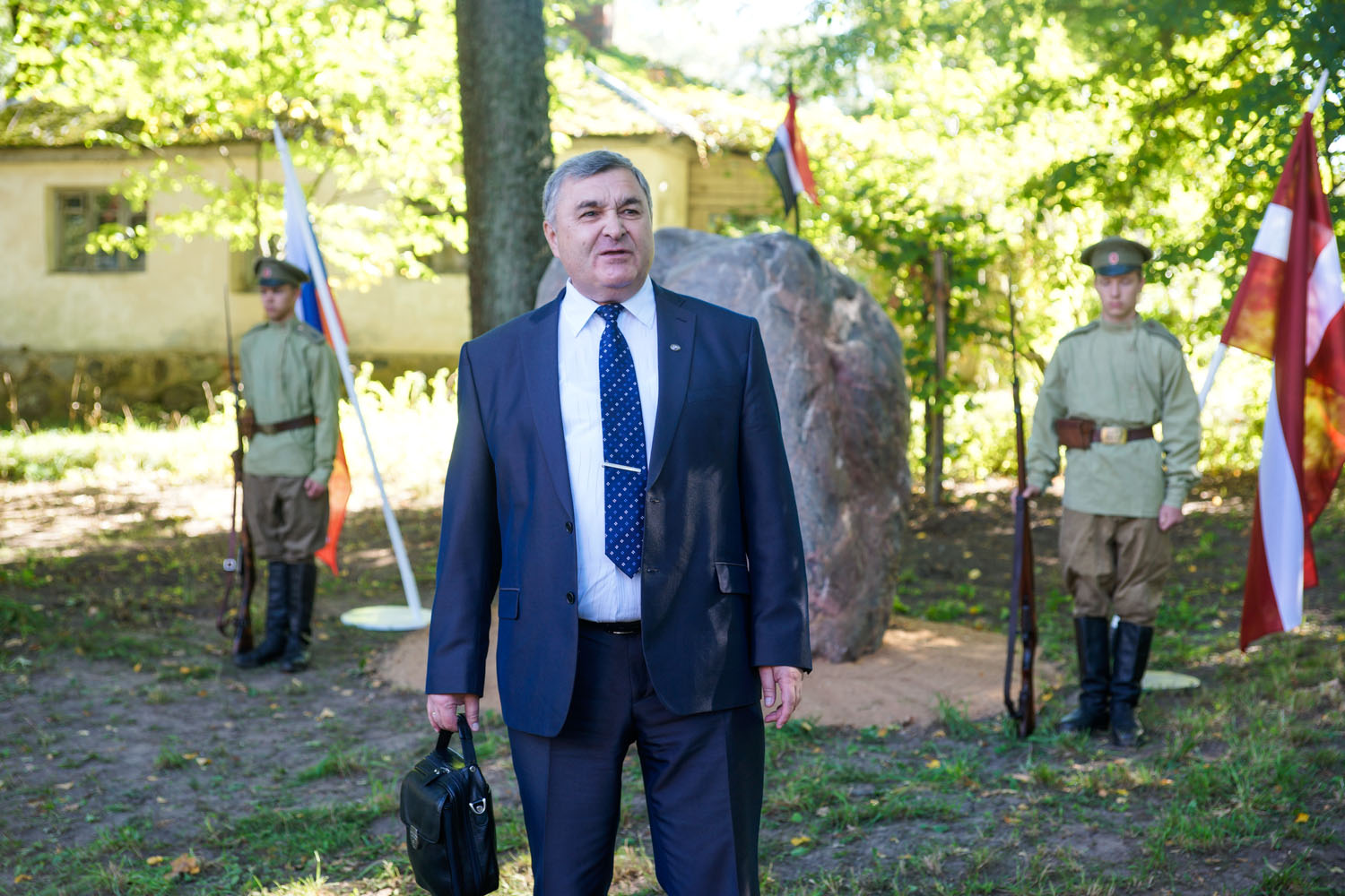 Открытие памятной доски Николаю Гумилёву