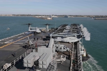 USS Bataan прибыл на ВМБ в Роте, Испания