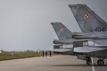 Польские истребители F-16 прибыли в Шяуляй
