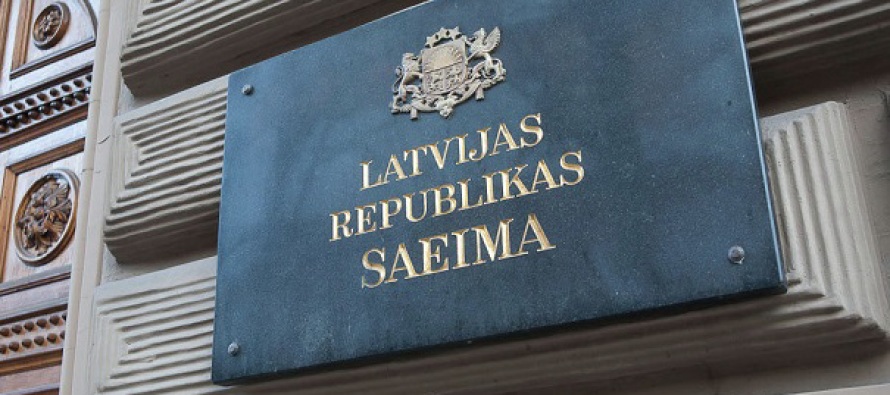 Президент Латвии готов распустить Сейм