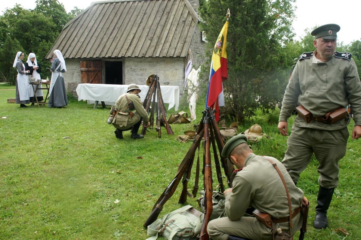 На острове Муху. Перед боем