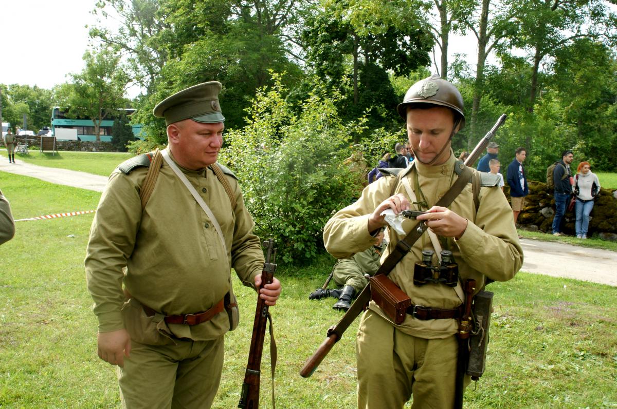 На острове Муху. Перед боем