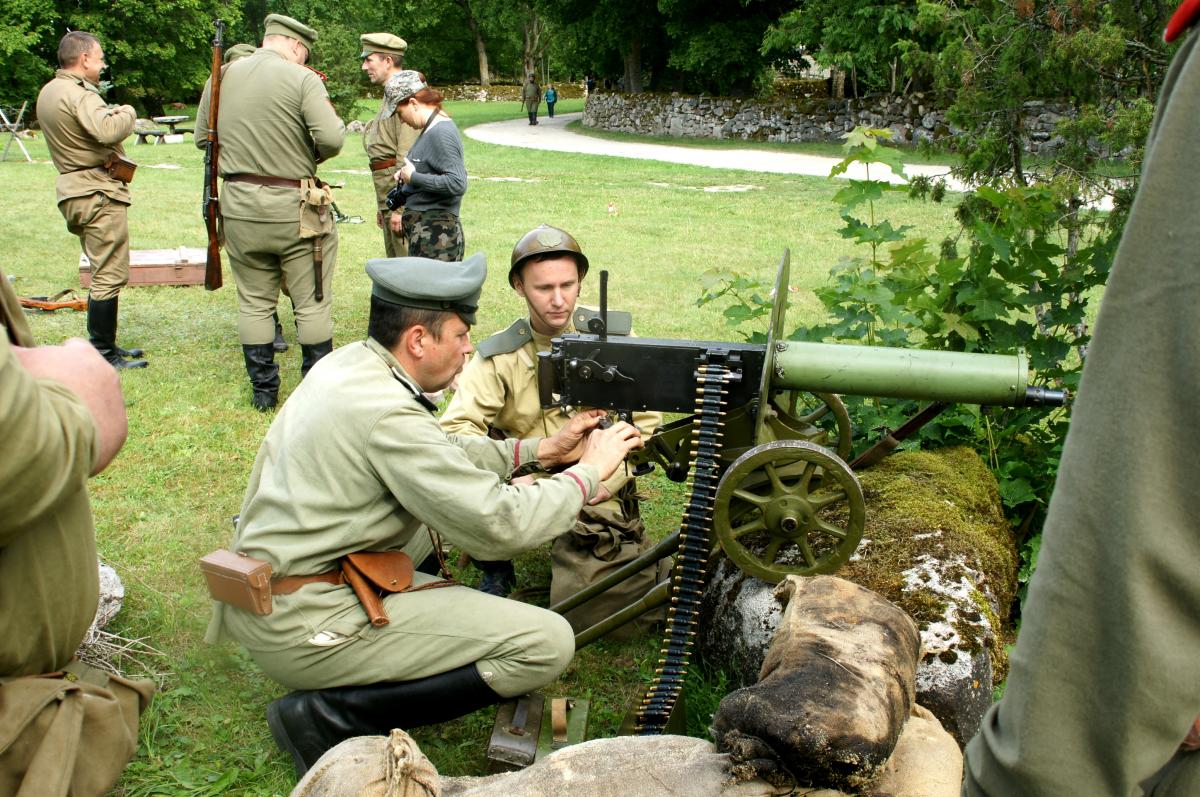 На острове Муху. Перед боем