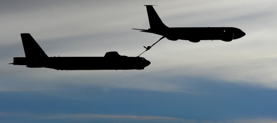 Установка боевых лазеров на KC-135