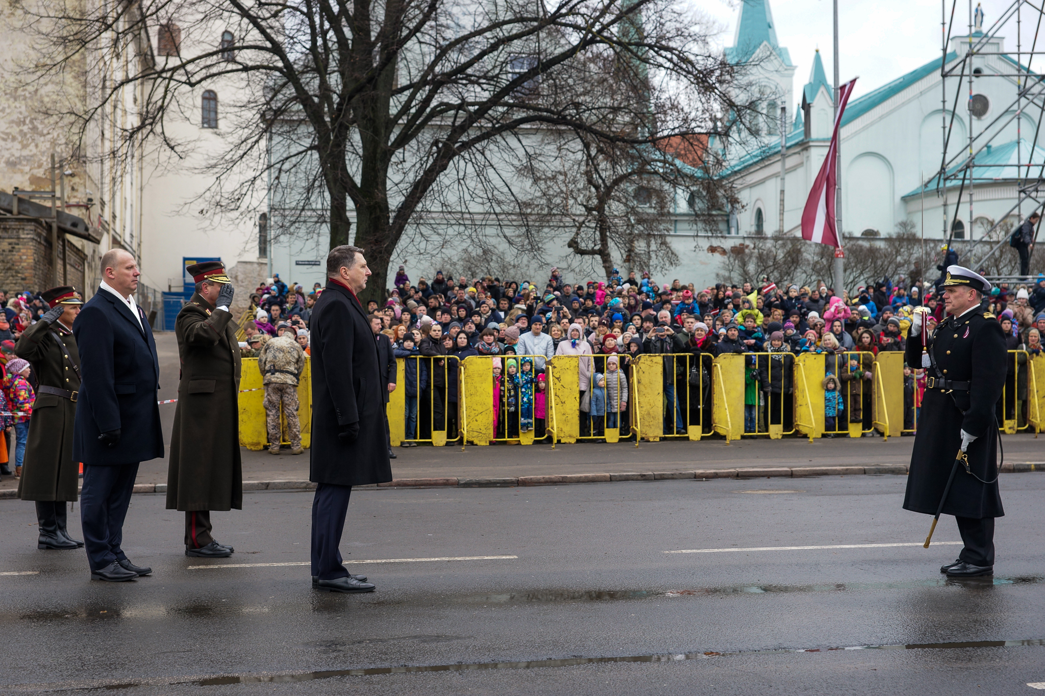 Парад в День независимости Латвии