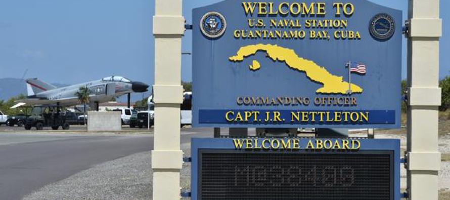 Кубинцы помогли американцам при пожаре на базе Гуантанамо