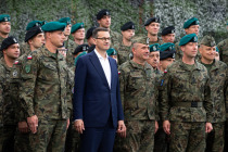 Визит премьер-министра Польши на базу в Адажи
