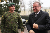 Премьер-министр Литвы посетил батальон снабжения
