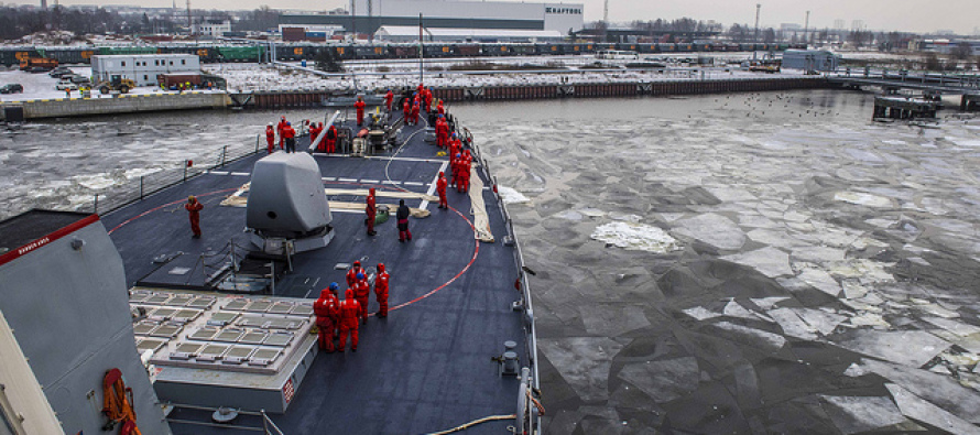 Ракетный эсминец USS Porter (DDG 78) пришёл в Ригу