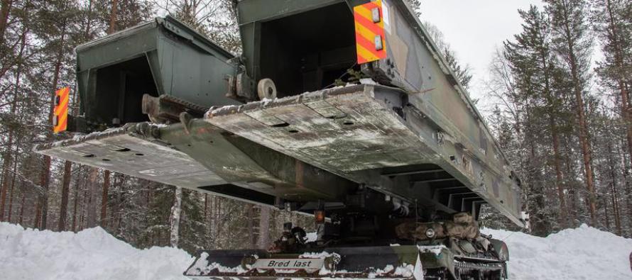 Норвегия покупает мостоукладчики Leguan