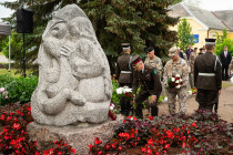 Память о репрессированных военнослужащих в Литене