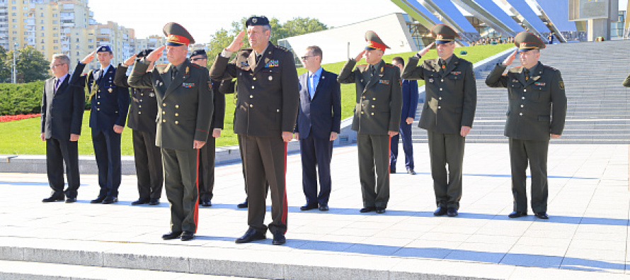 Командующий латвийскими НВС с визитом в Белоруссии
