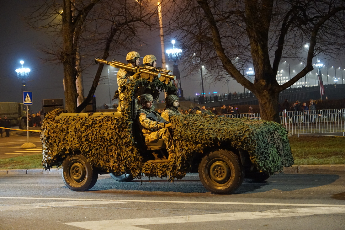 Фестиваль «Staro Rīga» и ночной парад