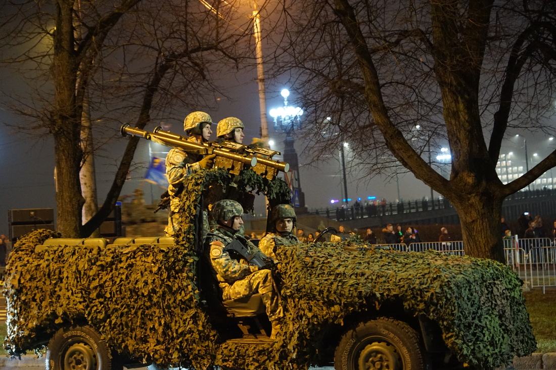 Фестиваль «Staro Rīga» и ночной парад