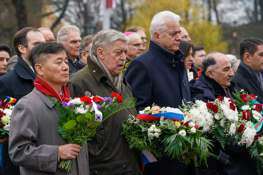 День независимости Латвии и военный парад