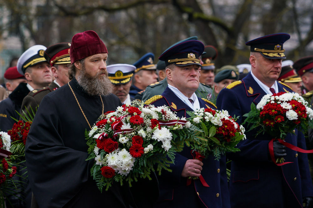 День независимости Латвии и военный парад