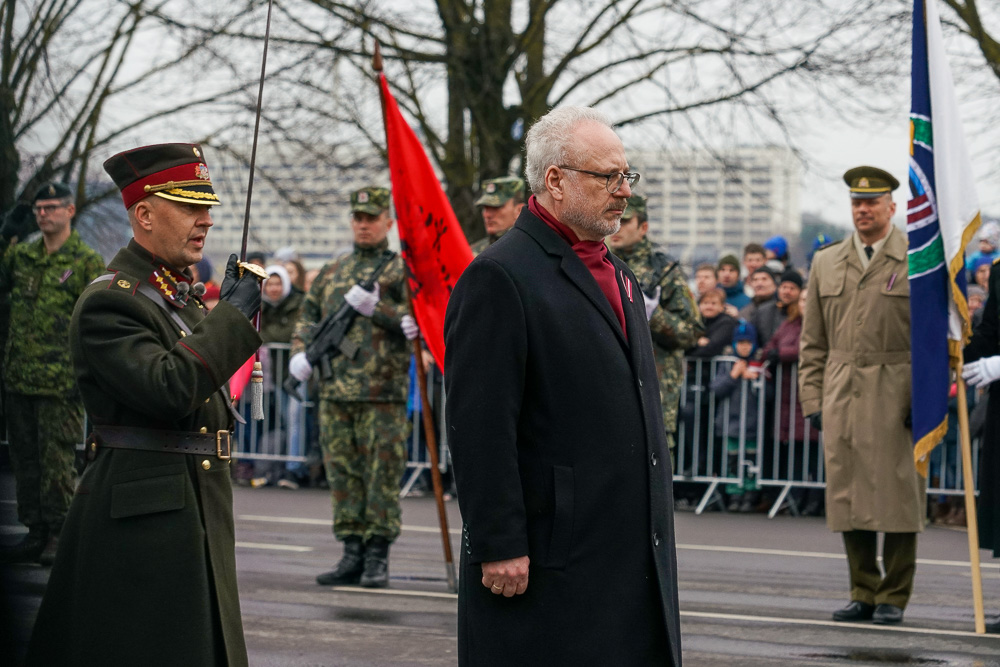День независимости Латвии и военный парад
