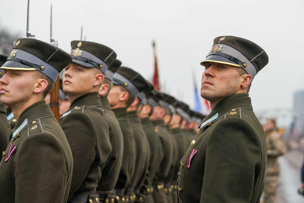 День независимости Латвии и военный парад