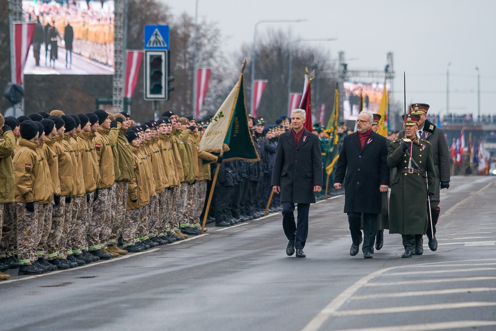 День независимости Латвии и военный парад