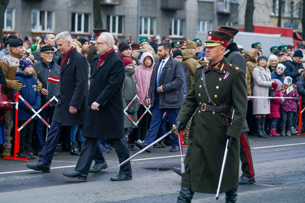 День независимости Латвии и военный парад