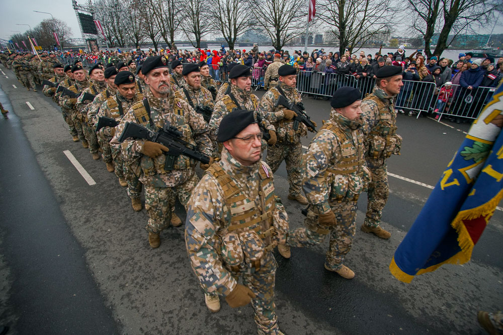 День независимости Латвии и военный парад