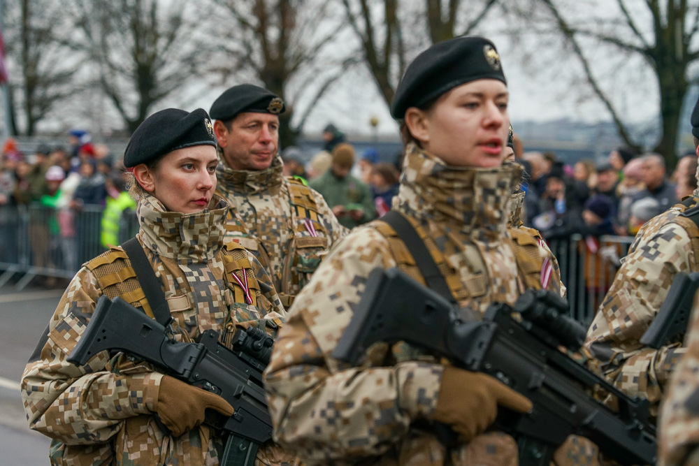 День независимости Латвии и военный парад