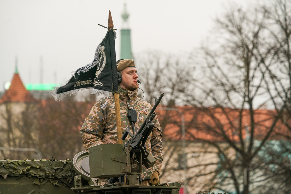 День независимости Латвии и военный парад