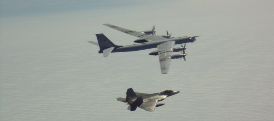 Перехват российских бомбардировщиков вблизи Аляски