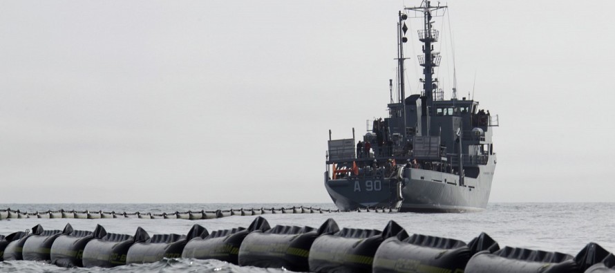 Морские силы участвуют в международном учении по ликвидации последствий разлива нефти в море