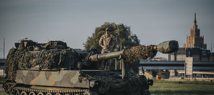 Президент Латвии Эгилс Левитс посетил цикл военных учений “Namejs 2020”