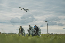 Обучение прыжкам с парашютом латвийского спецназа