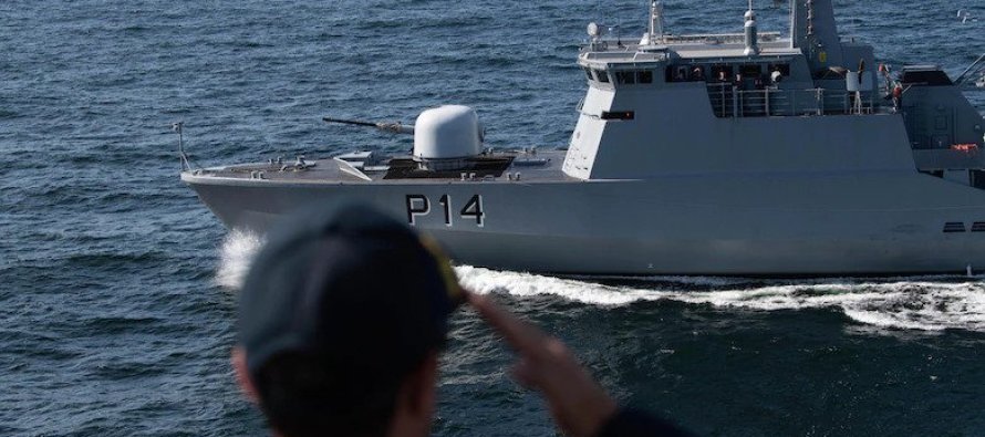 USS Ross провёл учение PASSEX вместе военными кораблями Латвии и Литвы