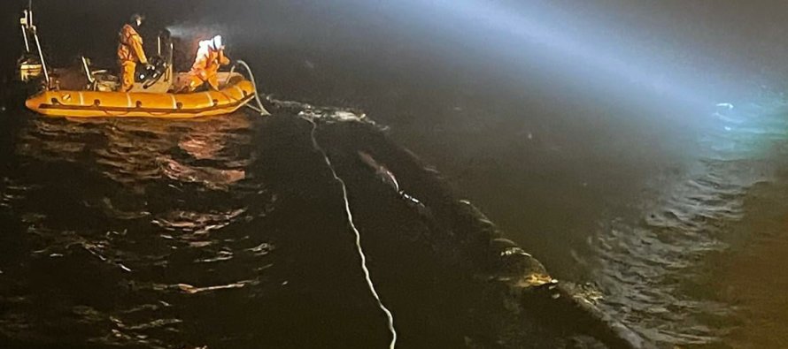 Морские силы нашли трубу, оторвавшуюся от нефтяного терминала в Бутинги