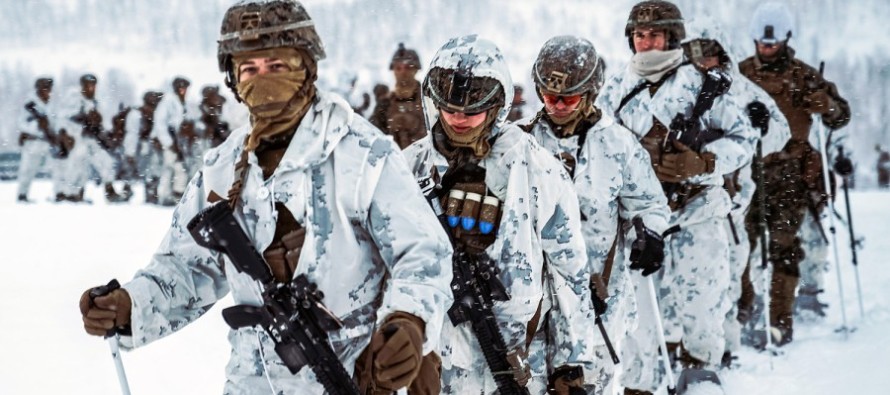 Морские пехотинцы США прибыли в Норвегию, чтобы тренироваться условиях Арктики