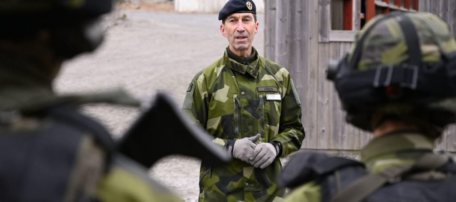 Генерал Микаэль Байден останется на посту Верховного главнокомандующего Шведскими вооружёнными силами