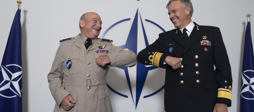 Пост председателя Военного комитета НАТО занял Адмирал Роб Бауэр