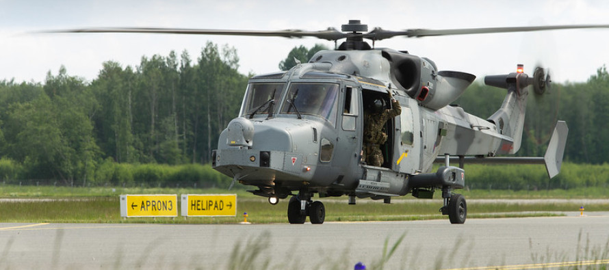 Британский вертолёт Agusta-Westland AW-159 Wildcat приземлился в Лиелварде