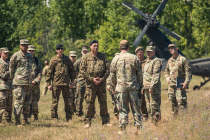 Командующий Латвийскими вооружёнными силами в США посетил военное учение “Northern Strike”