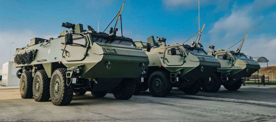 Латвийские вооружённые силы получили новые бронемашины “Patria” 6×6