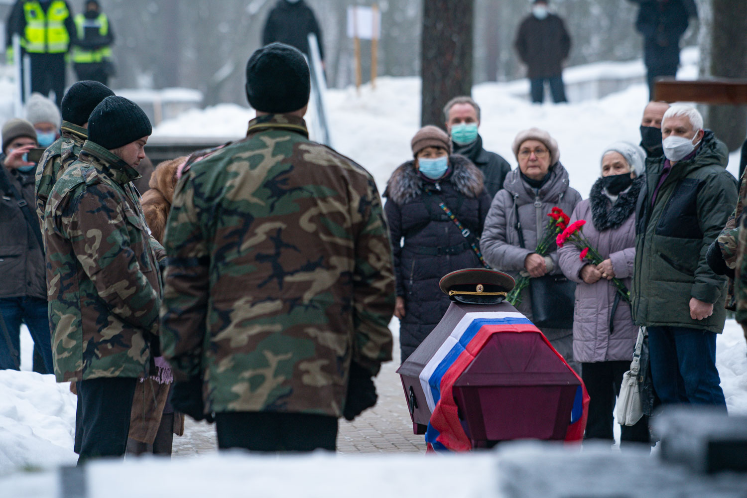 Генерала Якунина перезахоронили в Мадоне