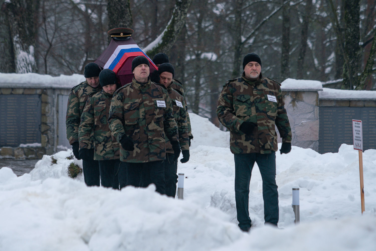 Генерала Якунина перезахоронили в Мадоне