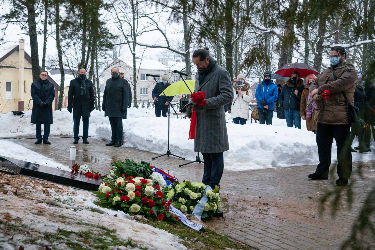 Генерала Якунина перезахоронили в Мадоне