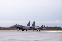 На авиабазу Эмари, Эстония, прибыли истребители F-15E Strike Eagle ВВС США