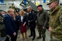 Генеральный секретарь НАТО посетил многонациональную боевую группу в Эстонии